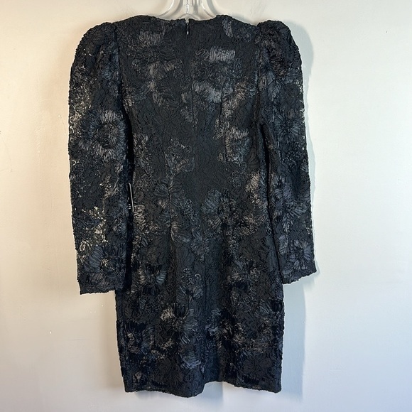 NWT Express Lace V-Neck Puff Sleeve Mini Sheath Dress Size S - Picture 6 of 16